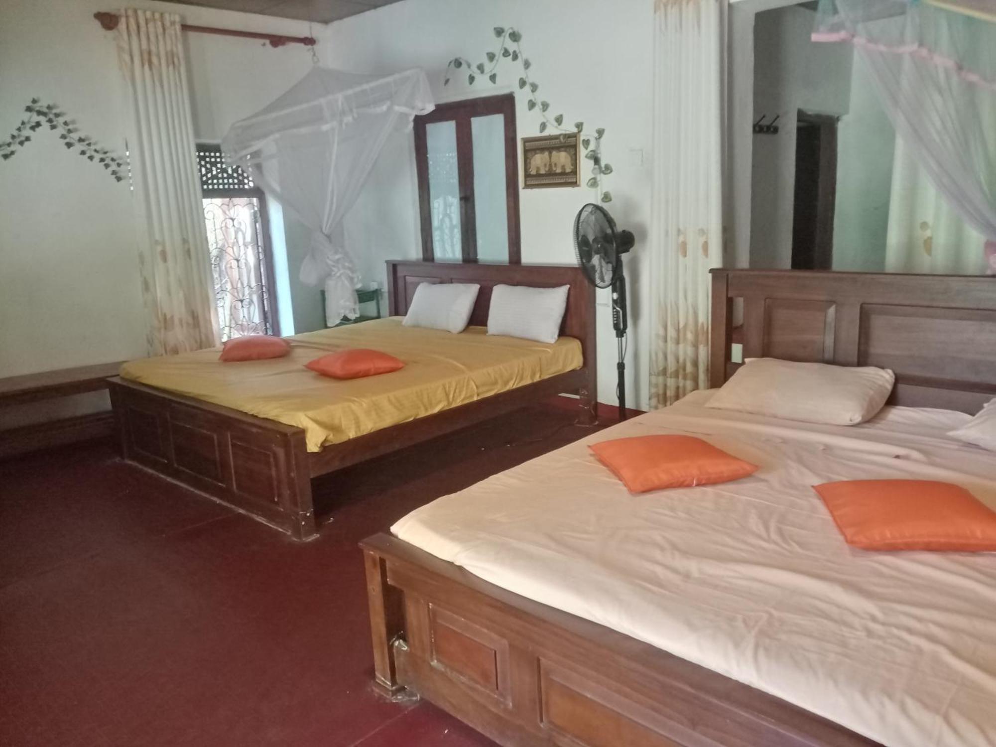 Surf Paradise Tangalle Bagian luar foto